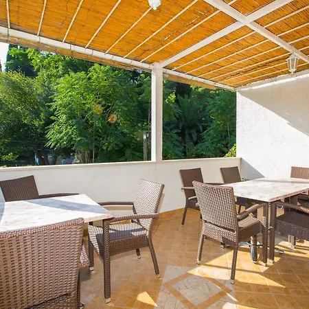 Luki Apartman *